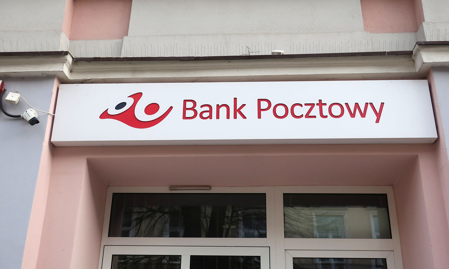 Bank Pocztowy wydał komunikat. Lada moment nie zadziałają dwie usługi