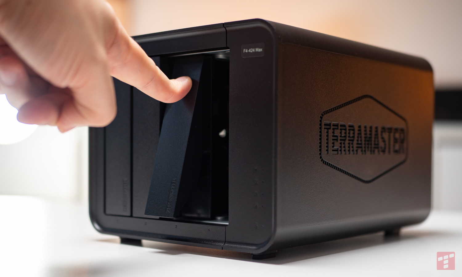 TerraMaster F4-424 Max zmienił moje myślenie o NAS-ach (test)