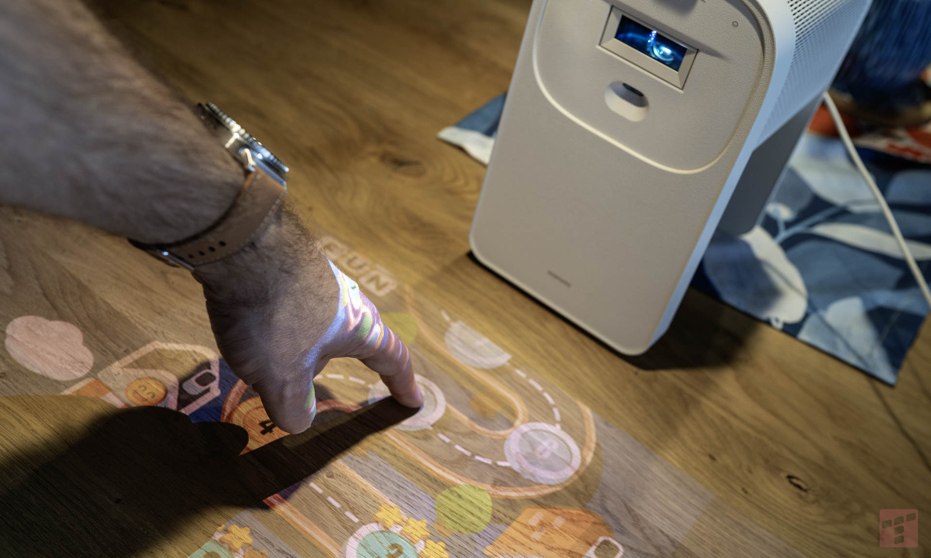 The Premiere 5 wygląda niepozornie, a czyni cuda. Samsung ma asa w rękawie (test)