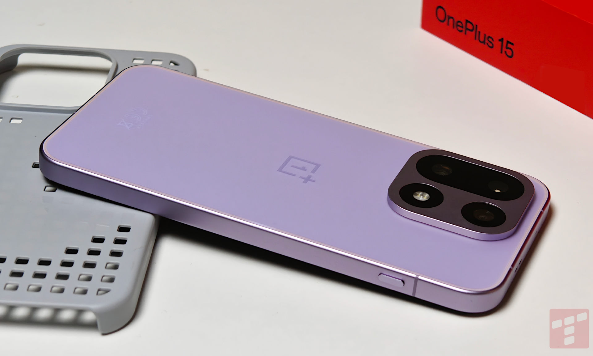 OnePlus 15 jest świetny, ale czekam na następną generację (test)