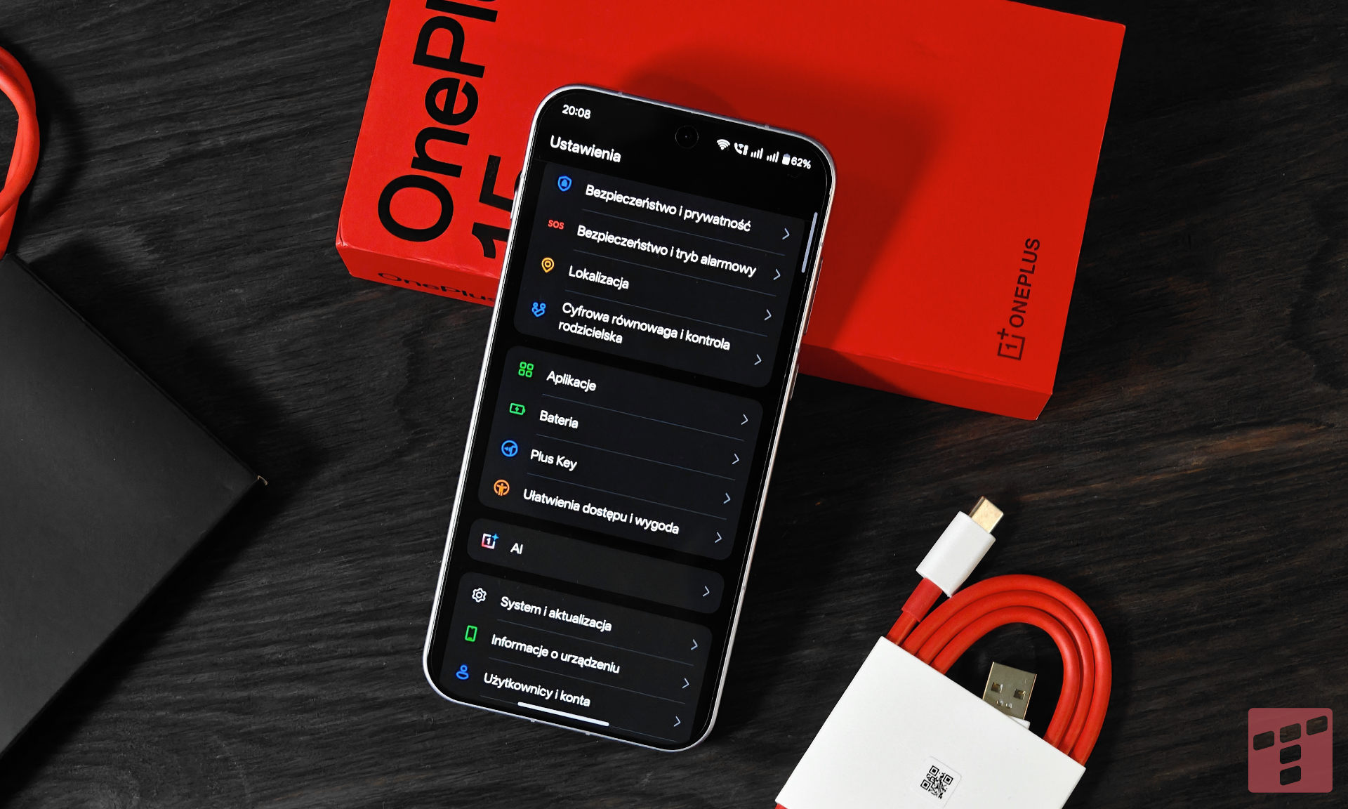 OnePlus 15 jest świetny, ale czekam na następną generację (test)