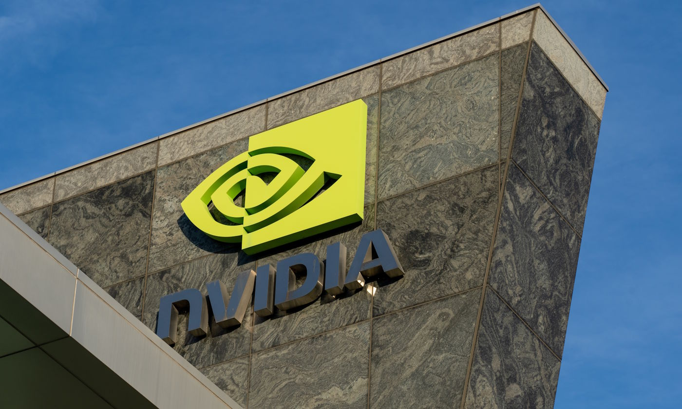 Trump chce pokoju z Chinami. Chce sprzedać czipy Nvidii H200