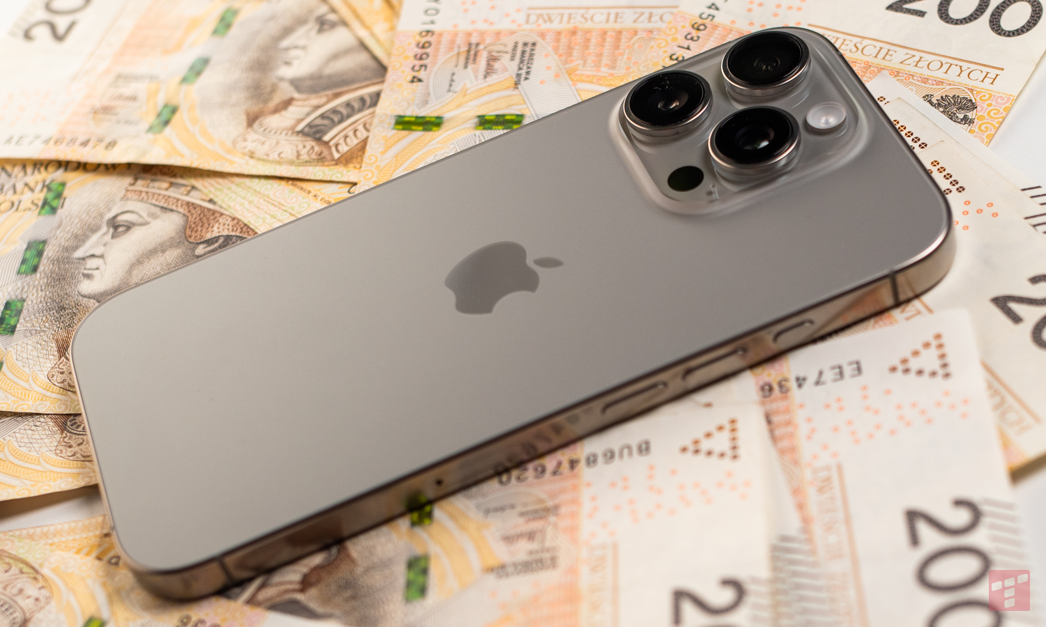 Google Pixel 10 Pro XL zastąpił mi iPhone'a. I nie ma powrotu (opinia)