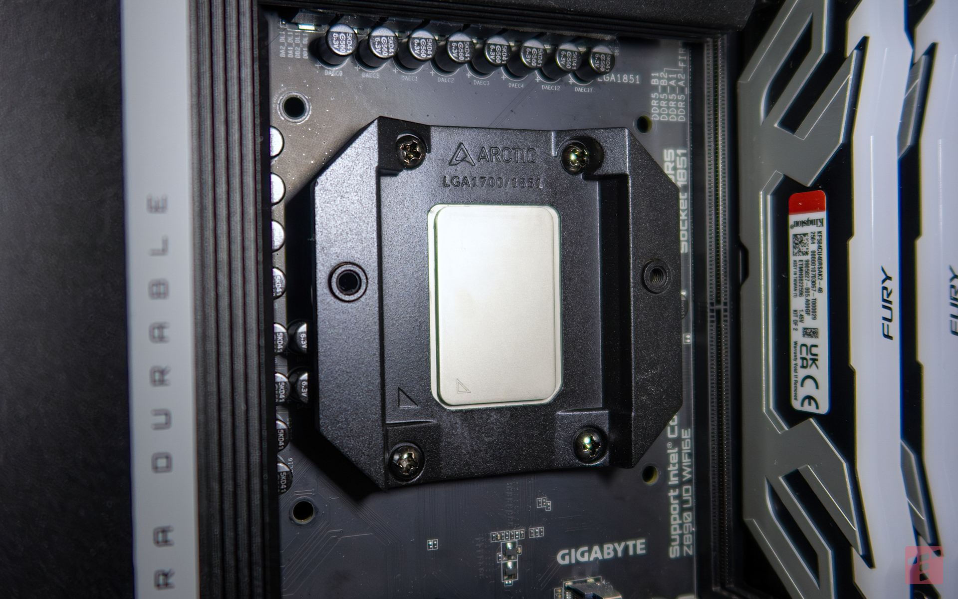 Najtańszy nowy procesor na rynku. Czy to ma w ogóle sens? (Test)