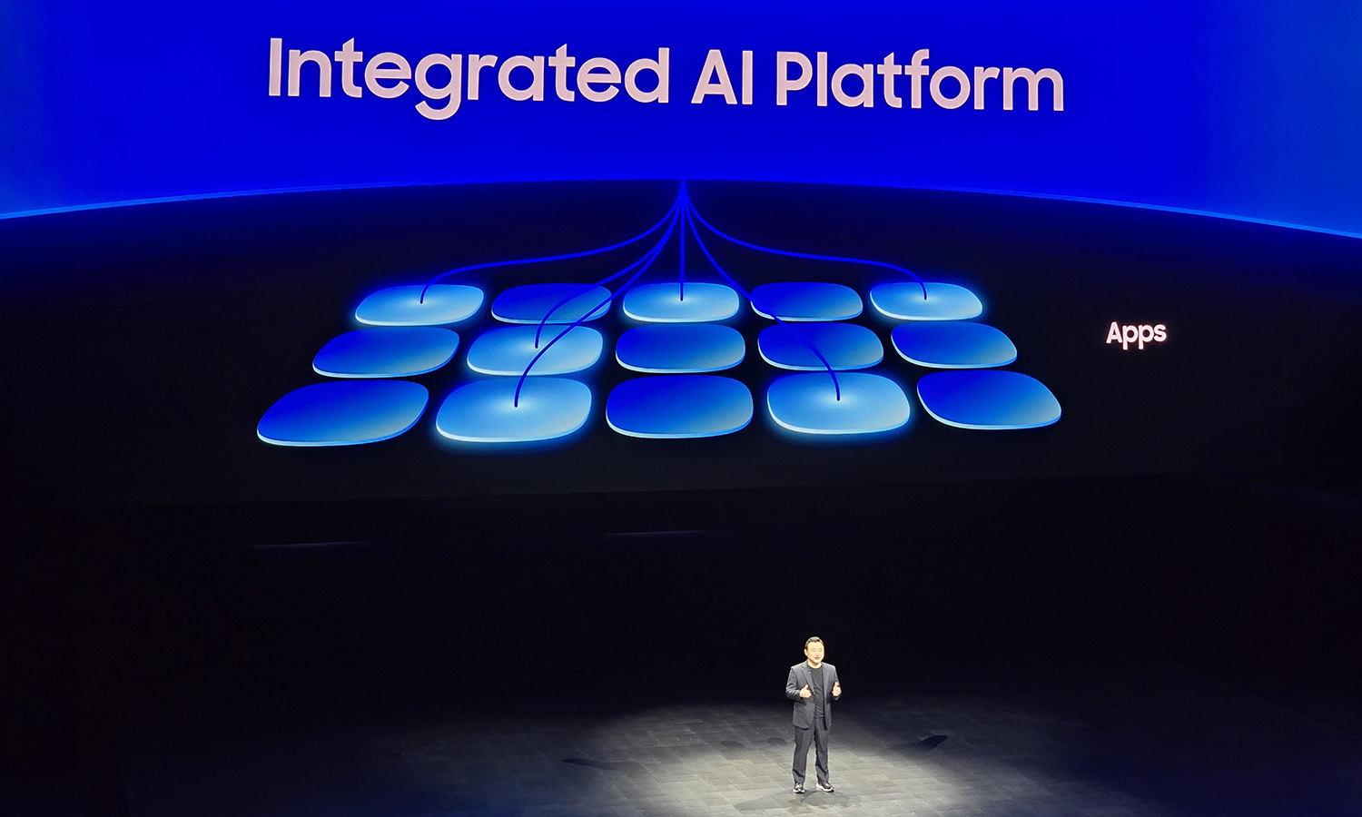 Samsung postanowił. Jeden prezes to jednak za mało