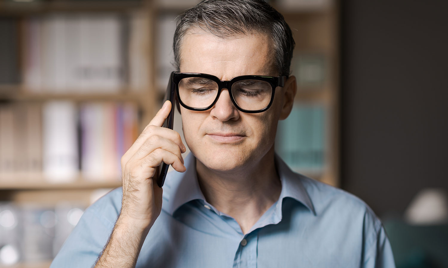 Tylko brzmią profesjonalnie. Takie połączenie odrzuć od razu