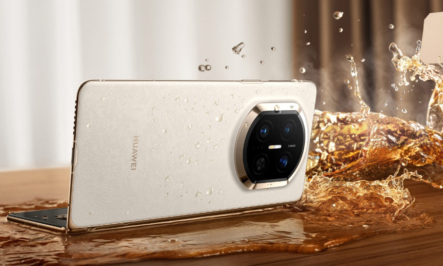 Huawei Mate X7 już jest. Rozkładany flagowiec wchodzi do sprzedaży