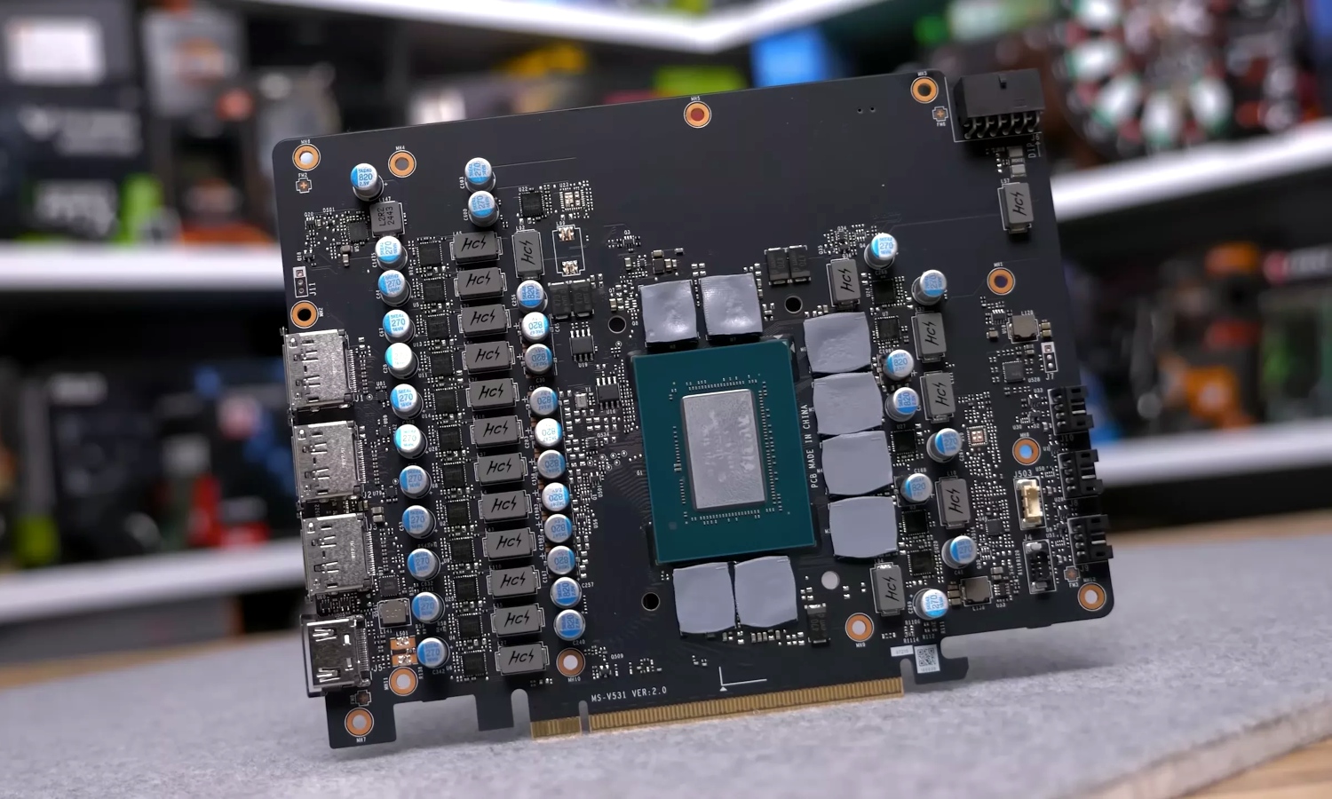 Samsung ma nowe pamięci. Są jeszcze szybsze i pojemniejsze