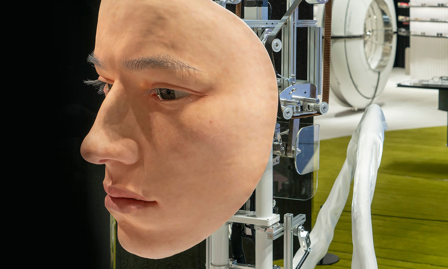 Chiny ostrzegają. Tym razem chodzi o roboty humanoidalne