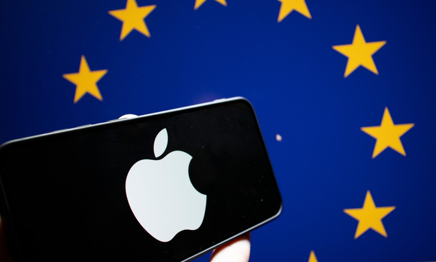 Apple znowu na celowniku Unii. Dwie usługi pod lupą