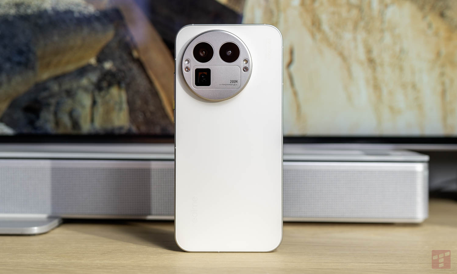 Tęsknisz za prawdziwymi flagowcami? 3 powody, dla których pokochasz realme GT 8 Pro