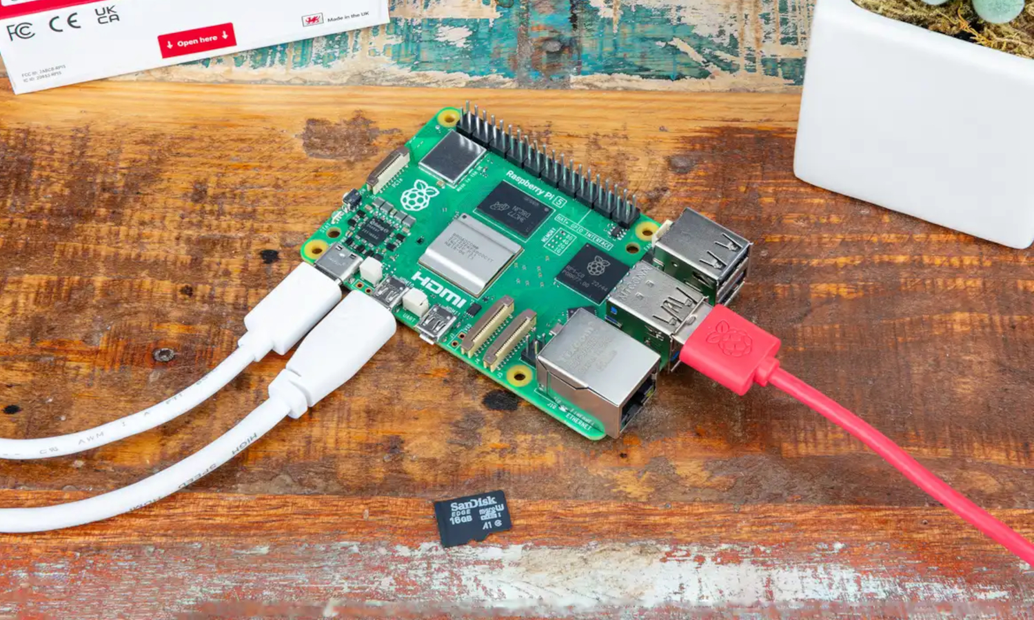 Oto nowy wariant Raspberry Pi 5: jest biednie i drogo, ale inaczej być nie może