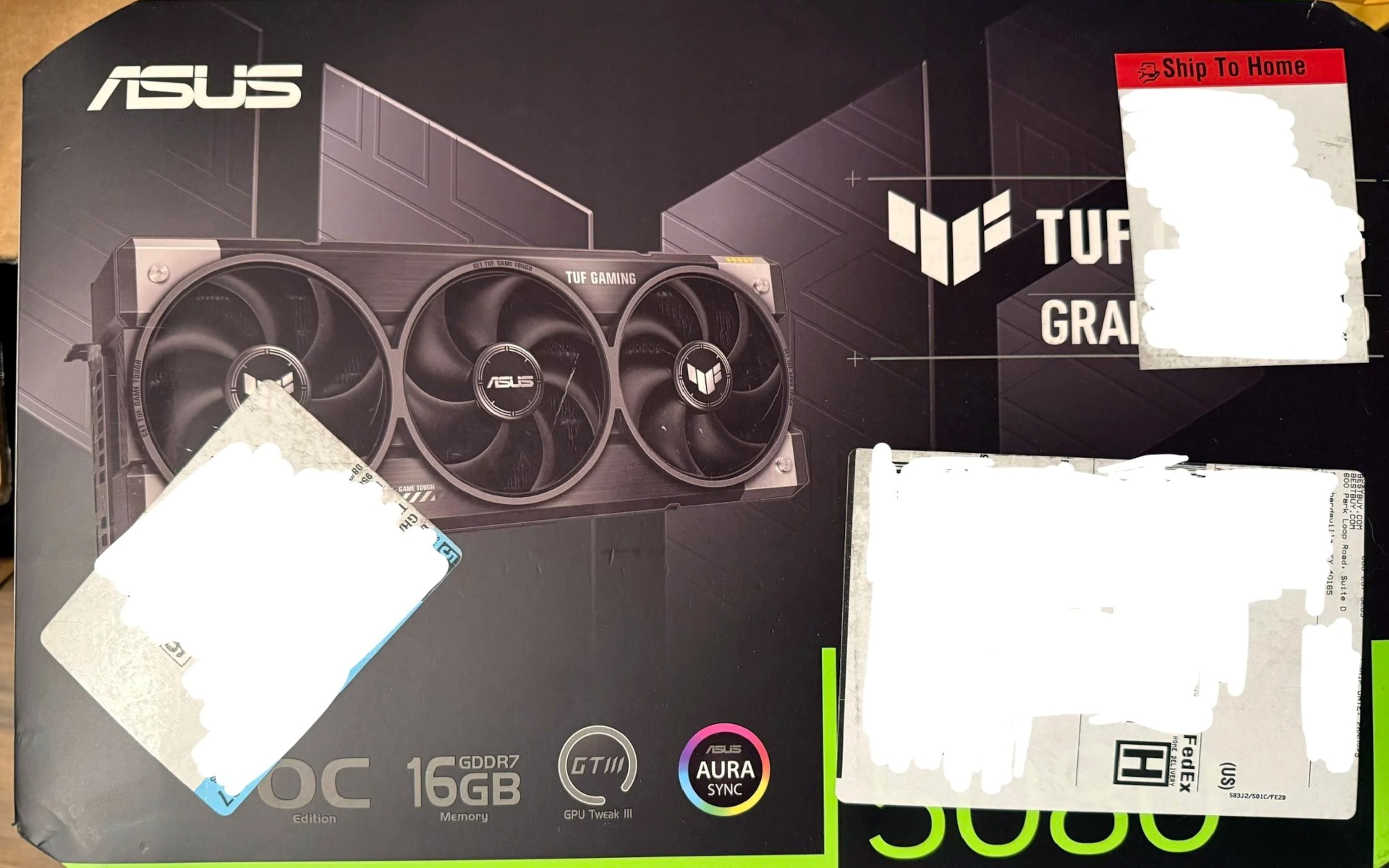 Kupił elektronikę za kilka tysięcy. W środku były tylko kamienie