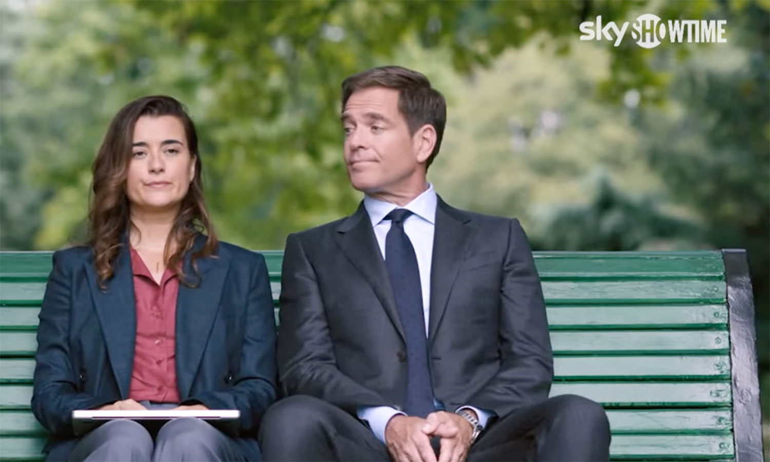 Lubimy seriale o agentach. 10 odcinków, a robią furorę na SkyShowtime