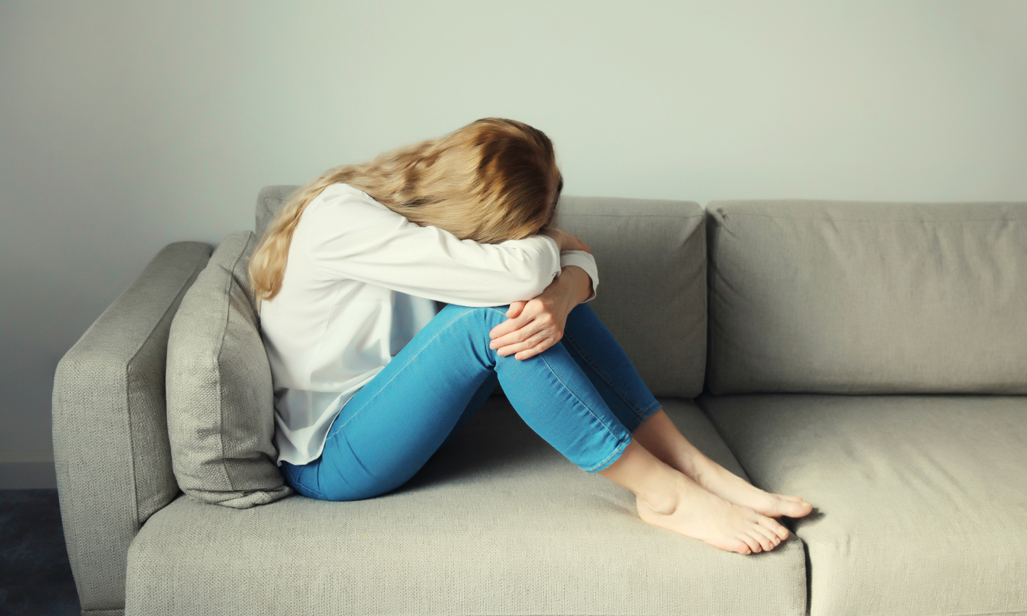 Szambo wybiło. Startup AI rozbierał kobiety i nieletnich