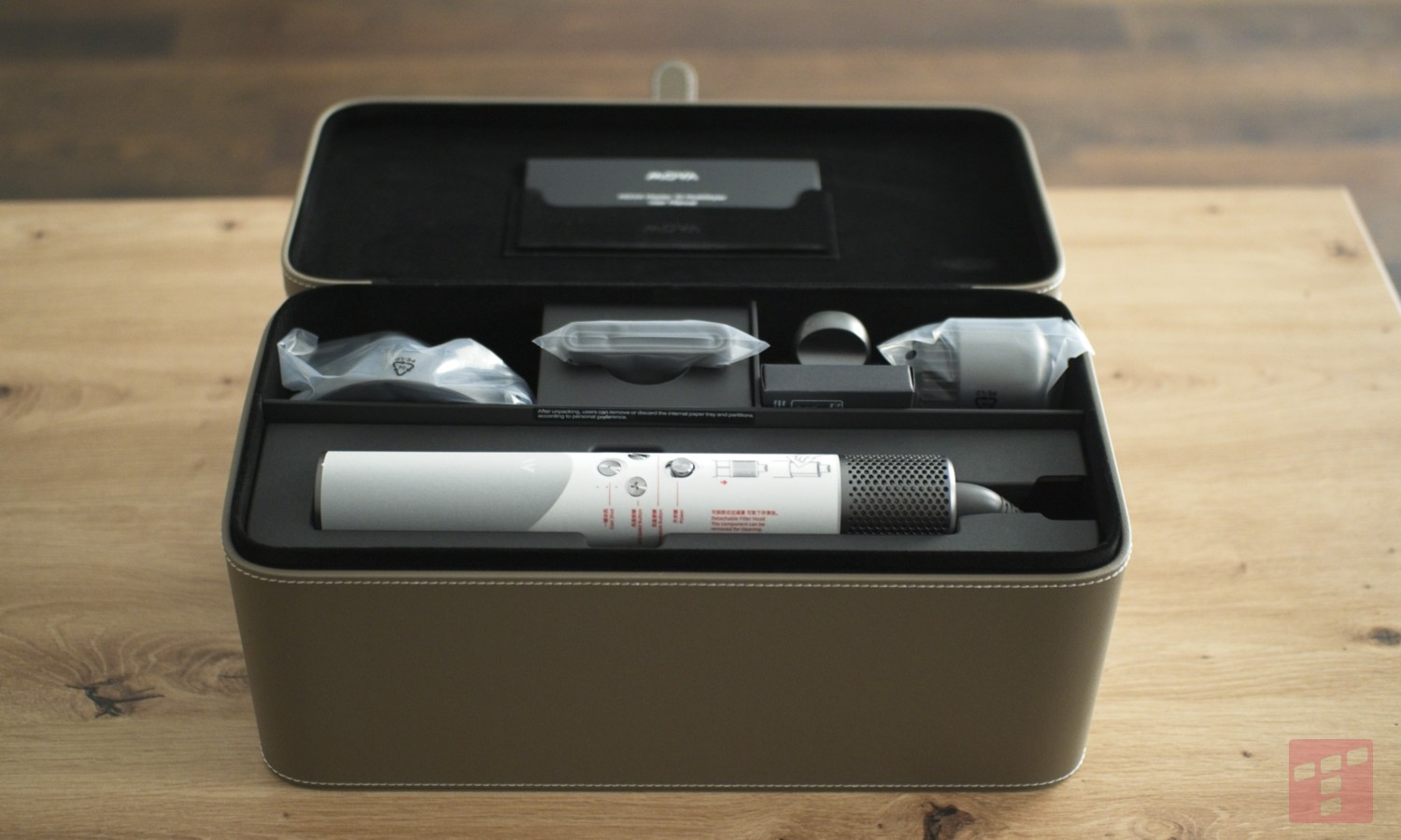 Kosztuje 3 razy mniej niż Dyson, jest lepsza. Test MOVA Master 10