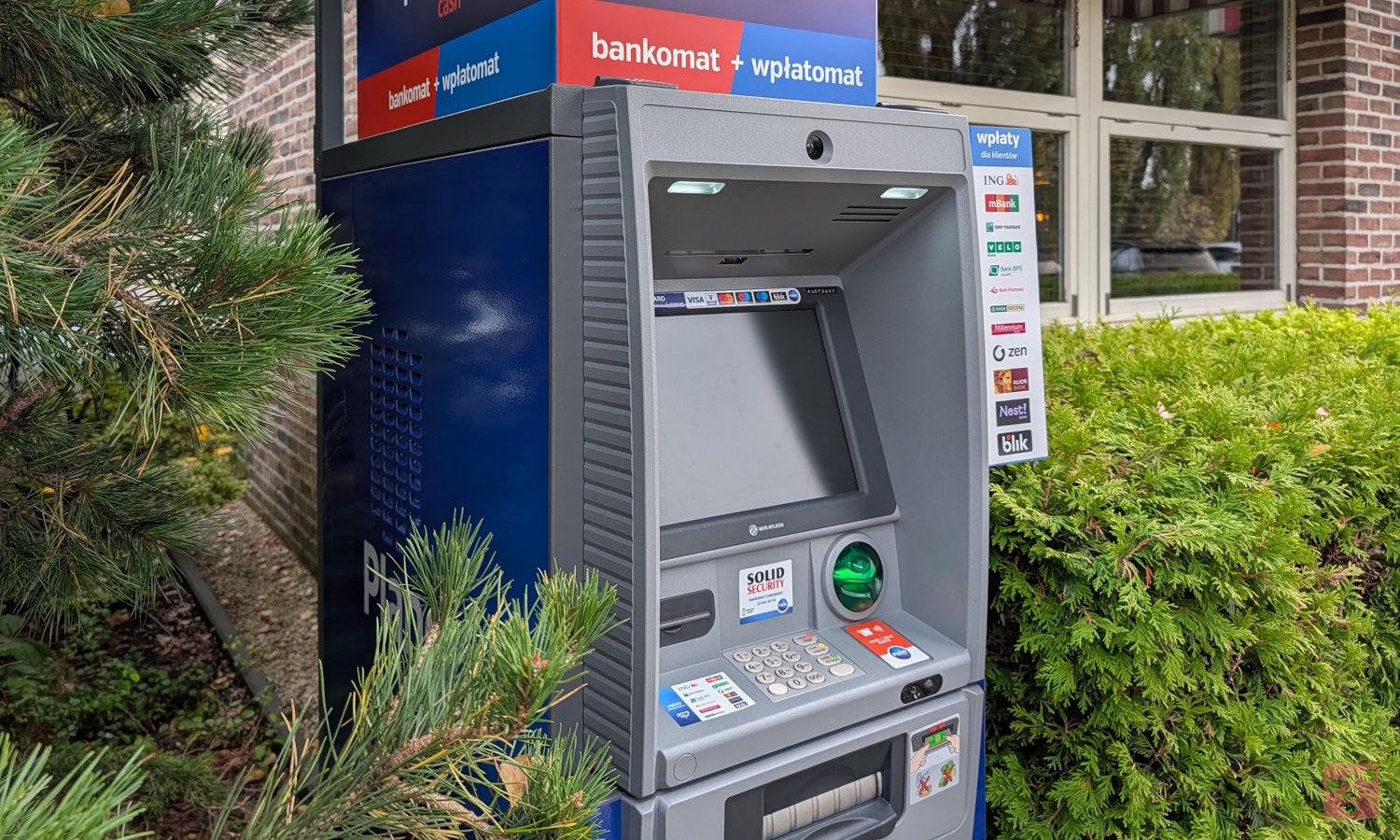Wypłaty z bankomatów uderzą Polaków po kieszeni. Zacznie się od lutego