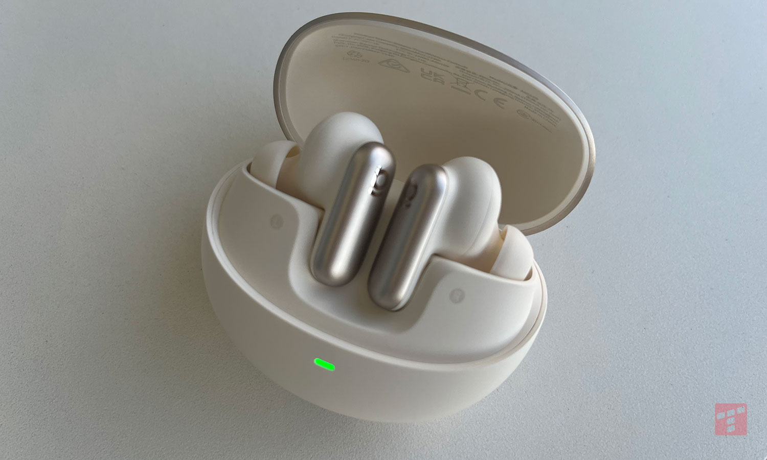 Słuchawki Baseus Inspire XP1. Kuszą wyglądem, nie odstraszają ceną (test)