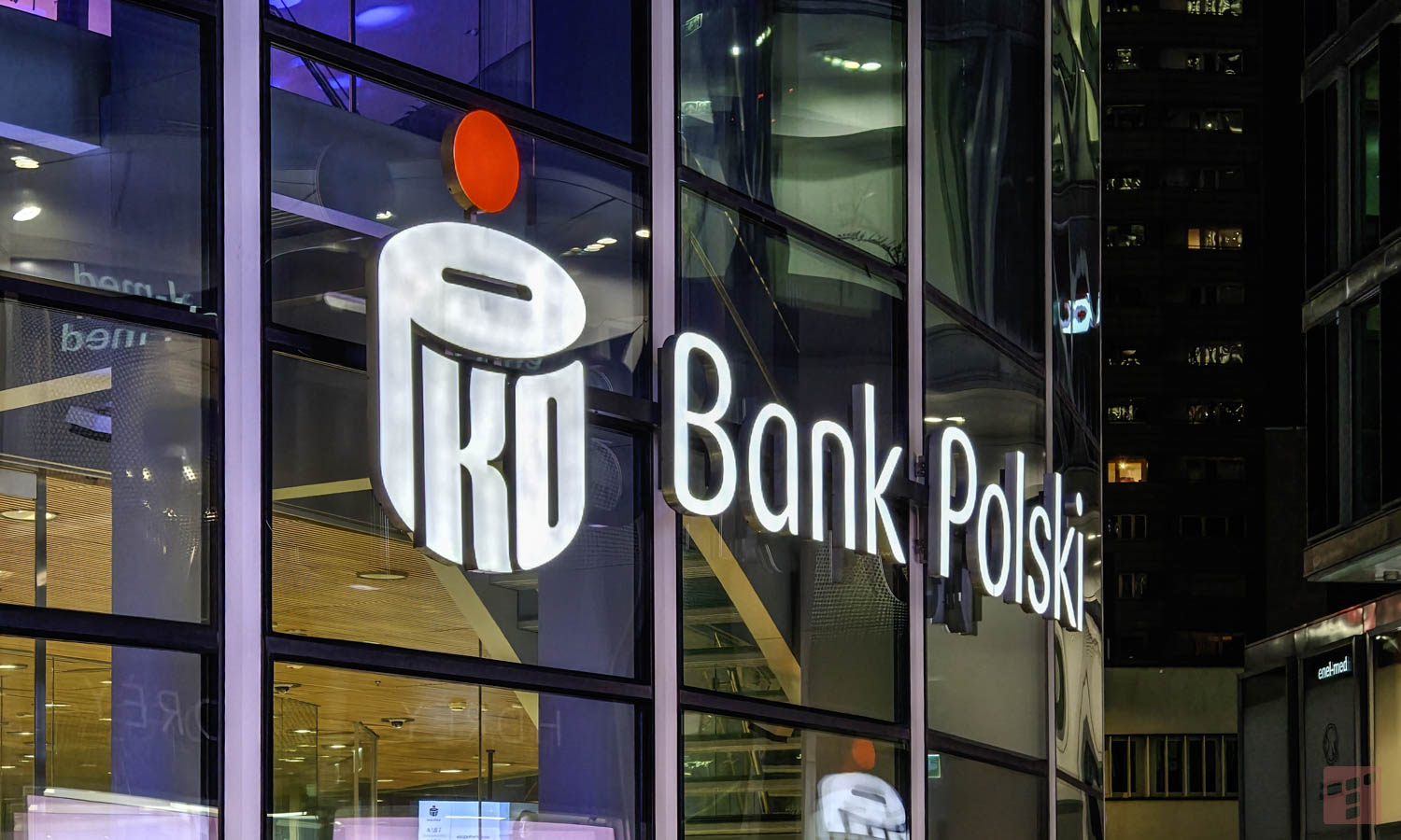 PKO BP idzie na wojnę. Oszuści mają mieć pod górkę