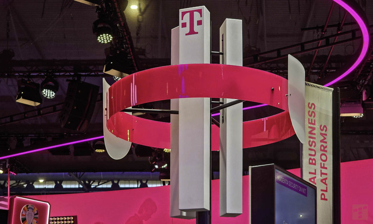 T-Mobile odpalił 5G w nowych miastach. Lista jest długa