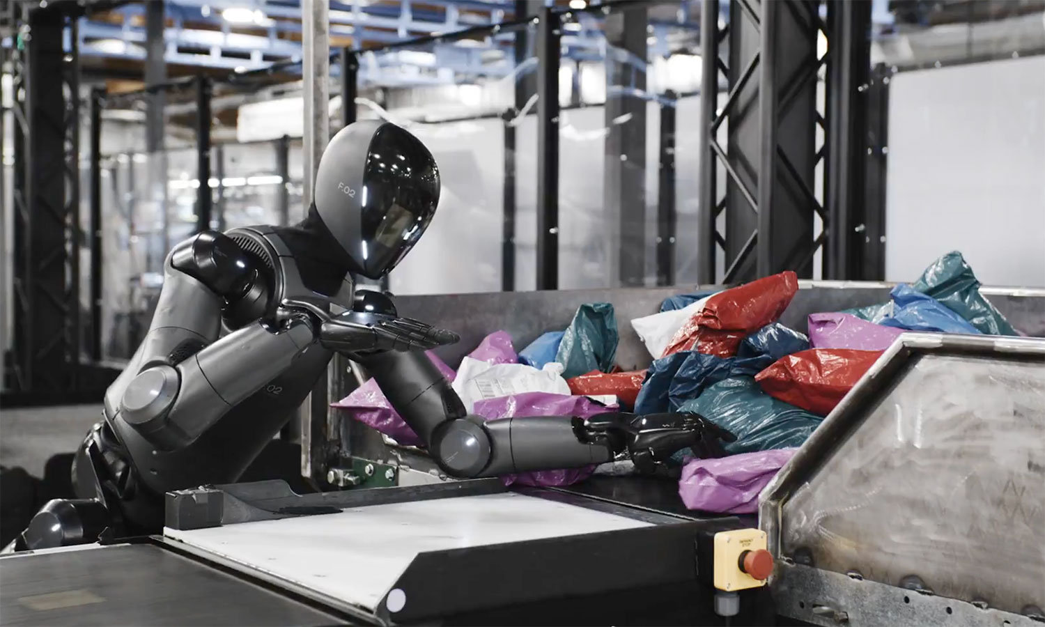 Humanoidalny robot na filmiku w końcu wykonuje pożyteczną czynność