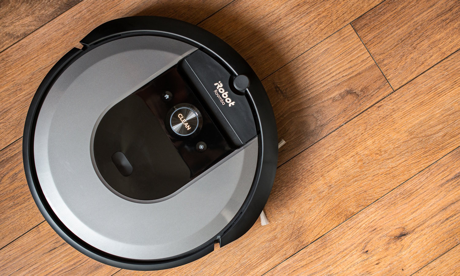IRobot ratuje się przed upadkiem. Uruchomiono procedurę