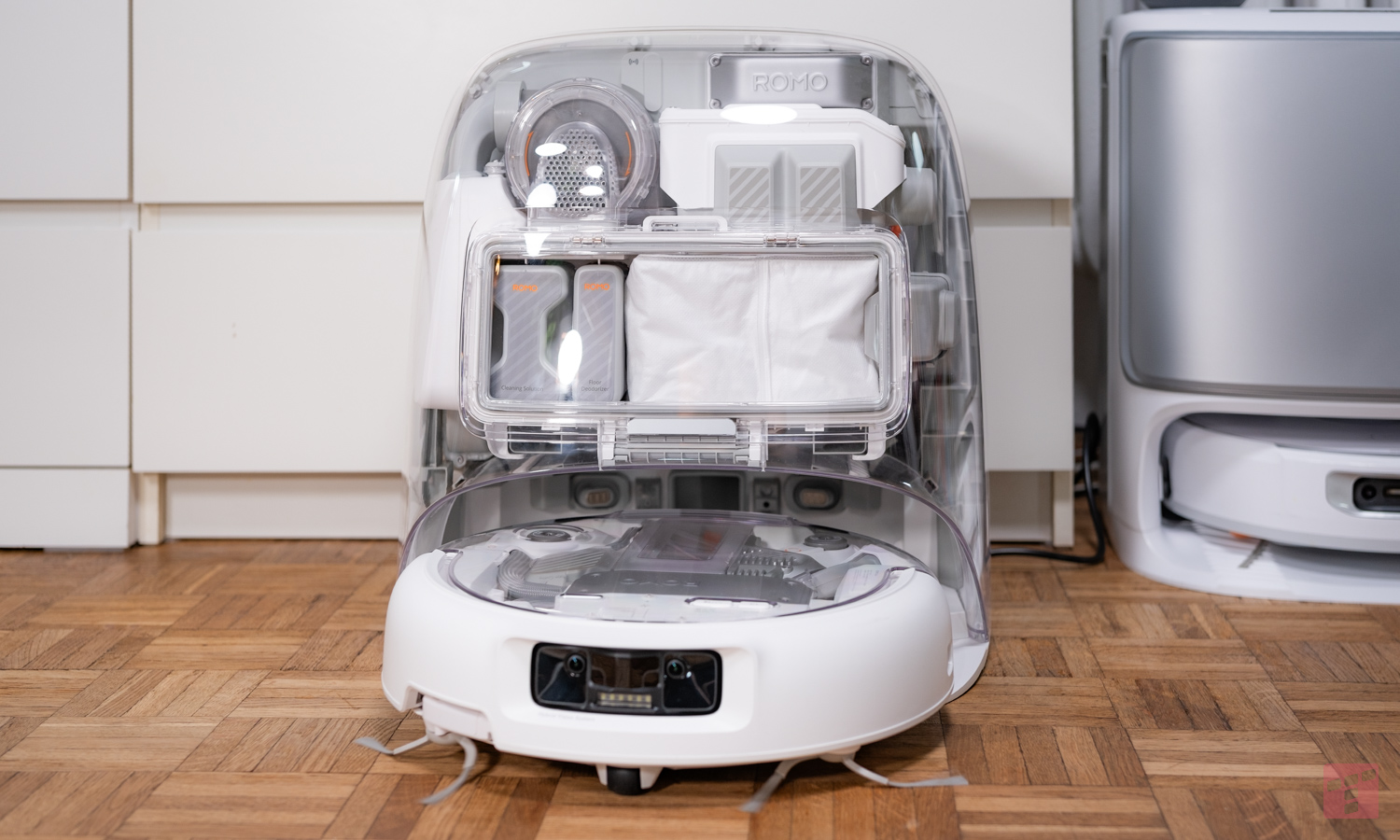 DJI Romo P to pierwszy robot sprzątający droniarskiego giganta (test)