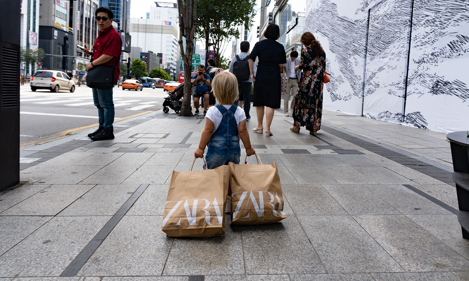 Koniec z pewną epoką? Lubiany przez Polaków sklep korzysta z AI