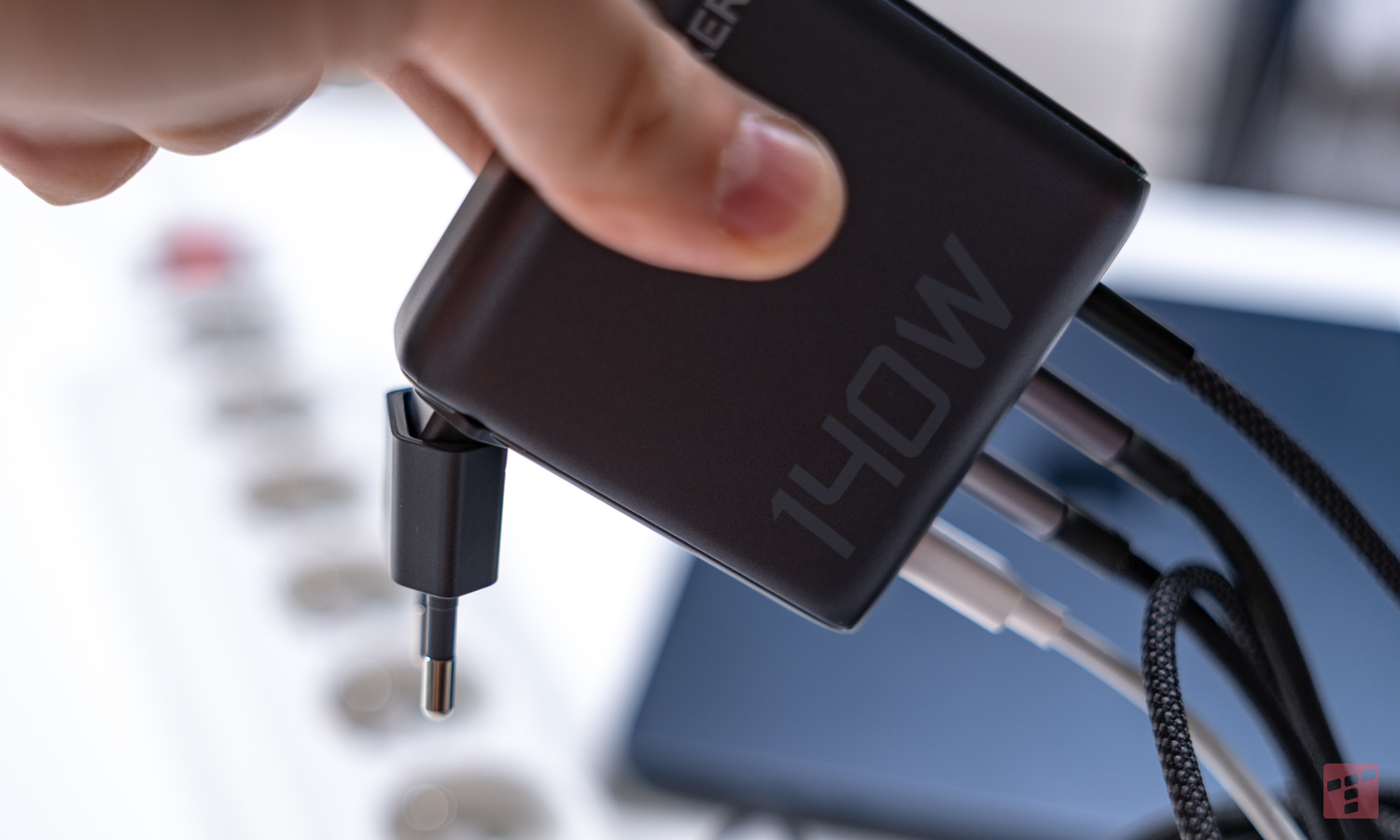 Ten 140 W Anker to ładowarka przyszłości. Jedno nie daje mi spokoju (test)
