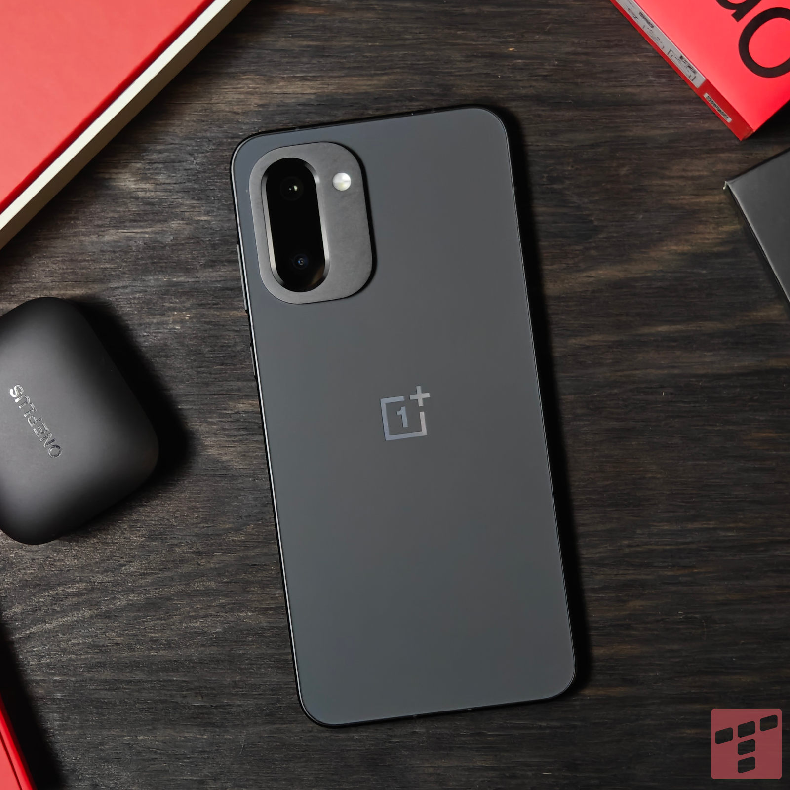 OnePlus 15R: sporo plusów, jeden duży krok wstecz (test)