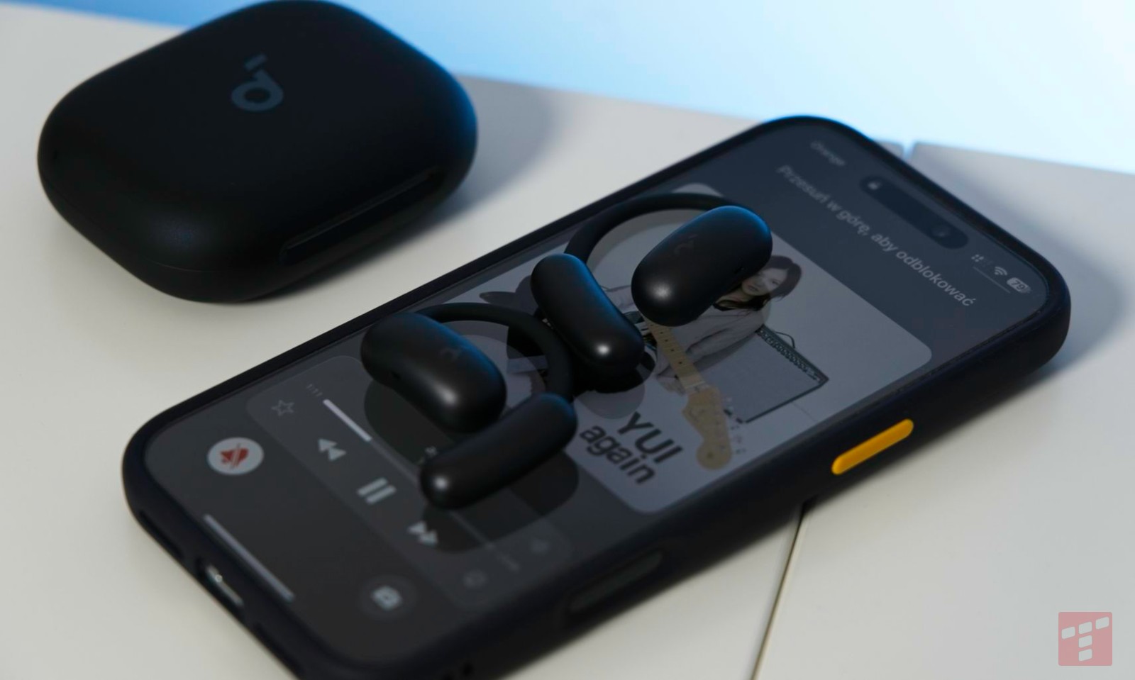 Otwarte, tanie i… dobre? Test słuchawek Soundcore AeroFit 2