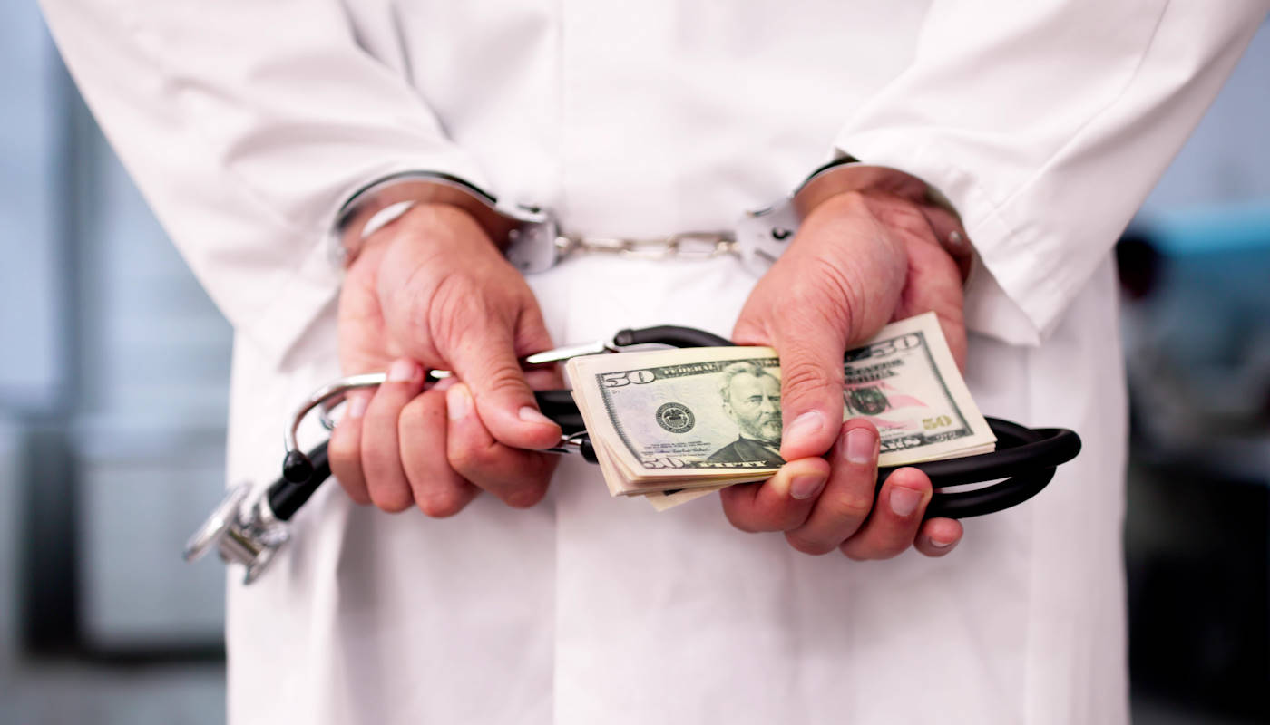 Miliardowy przekręt w branży systemu medycznego. CEO skazany