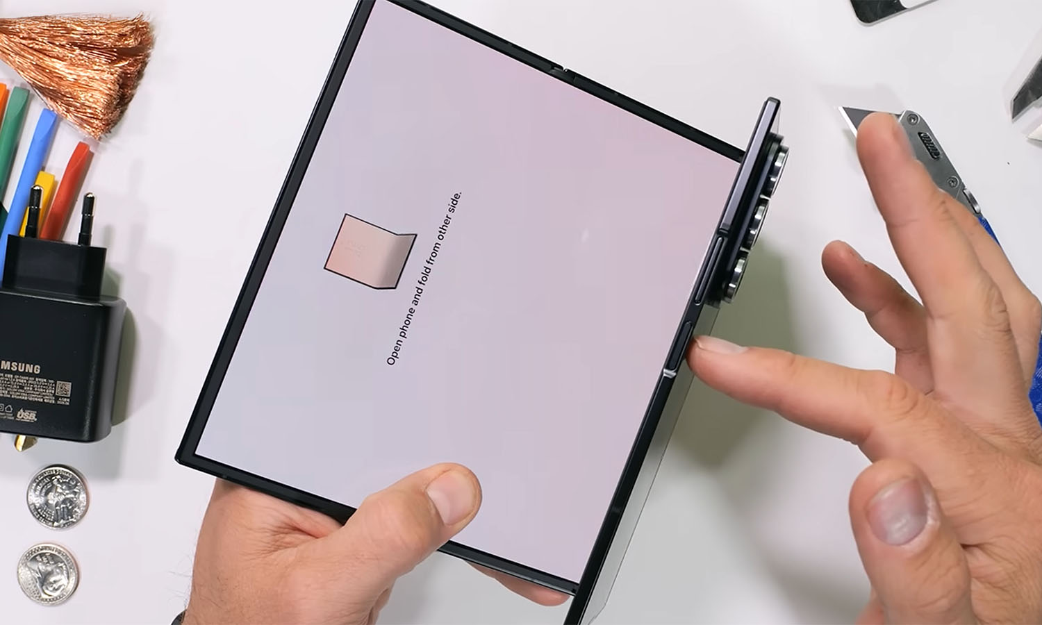 Galaxy Z TriFold kontra Zack Nelson. Sprawdź, kto wygrał