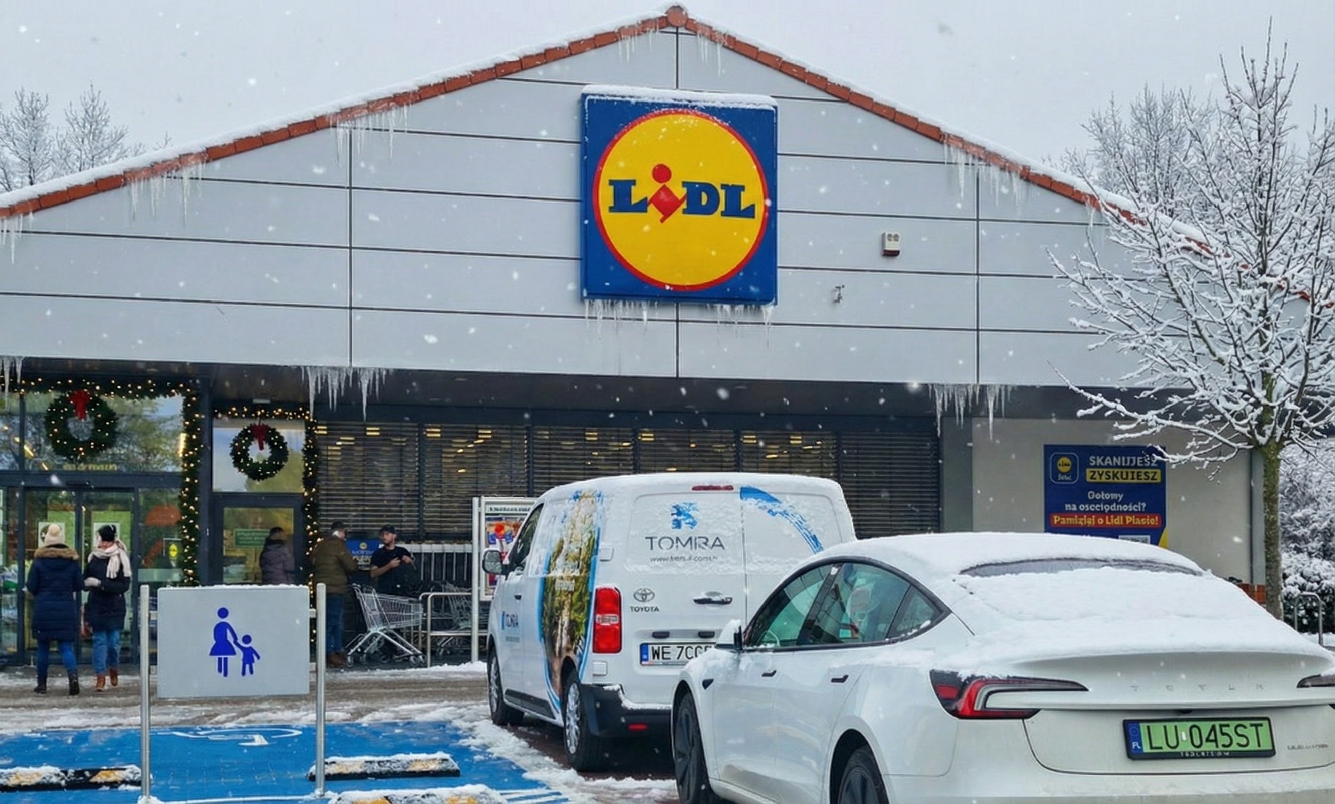 Lidl dopieszcza kierowców. 5 dych taniej, a mieć trzeba