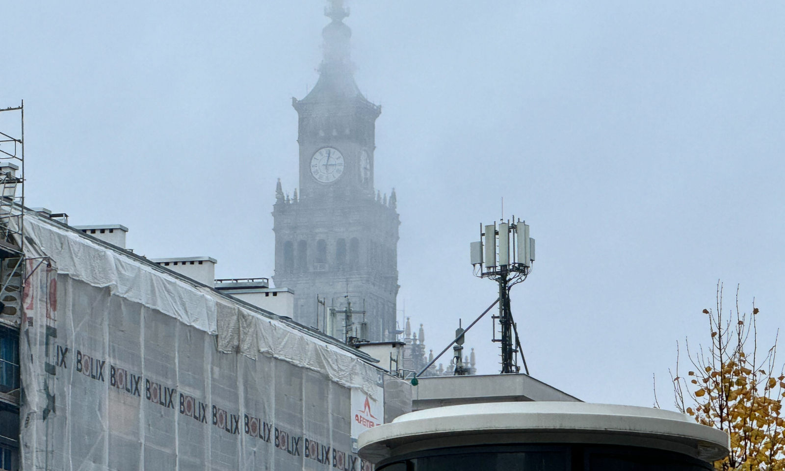 Odpalanie, wygaszanie, trzęsienie ziemi. Polska telekomunikacja 2025