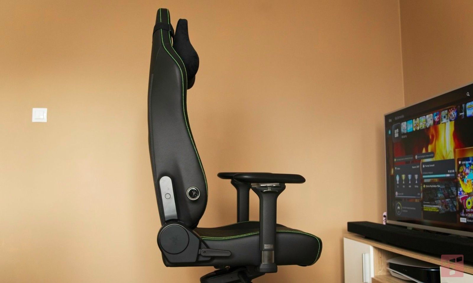 Lepszy od Markusa? Test fotela Razer Iskur V2