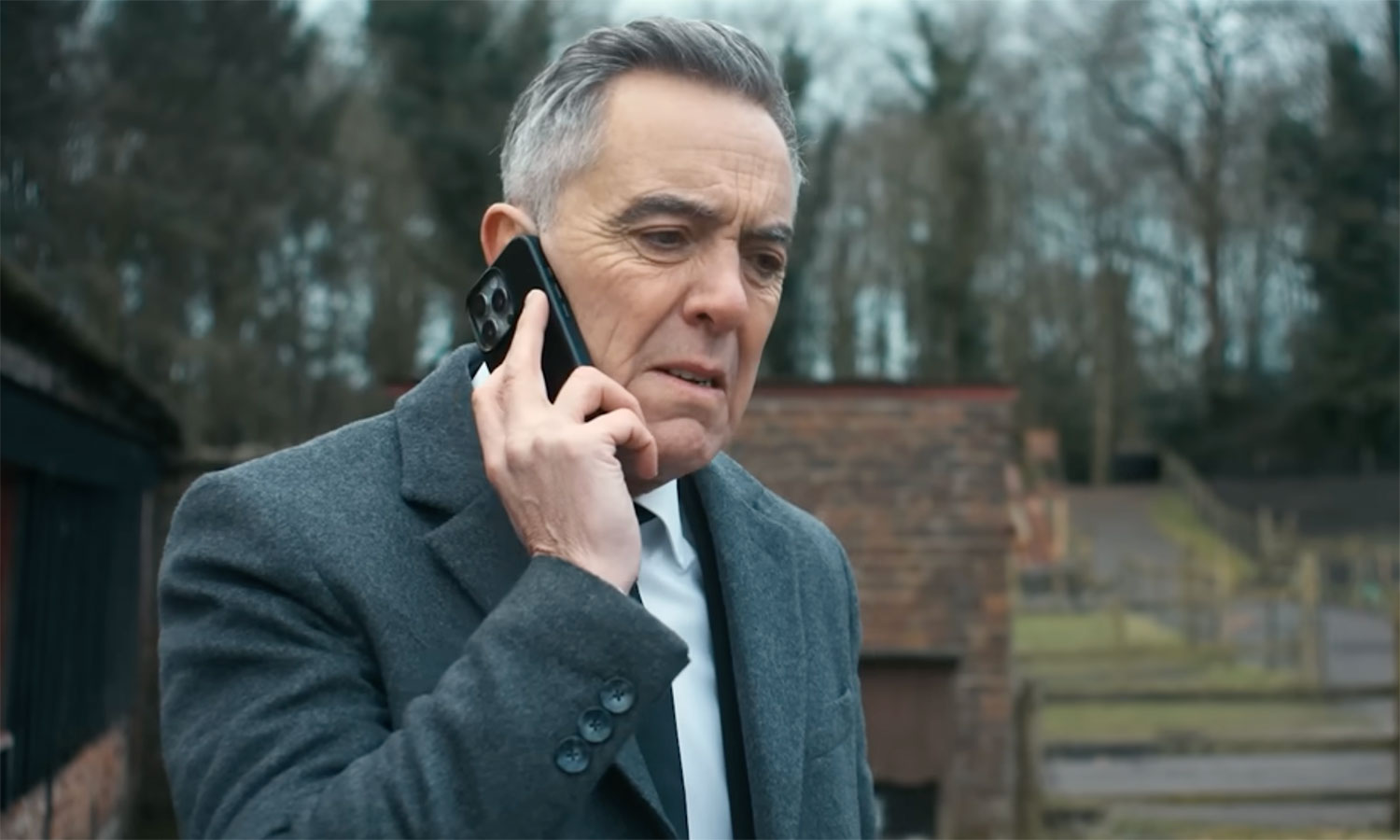 Początek roku na Netflixie oznacza jedno. Coben zaczyna z widzami grę