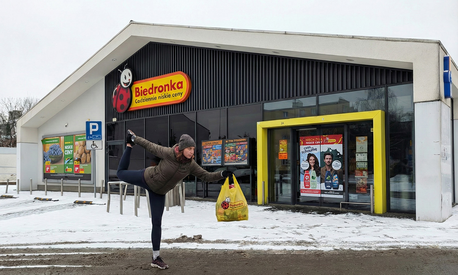 Biedronka dokonała cudu. 89,90 zł a wygląda jak za cztery tysiące