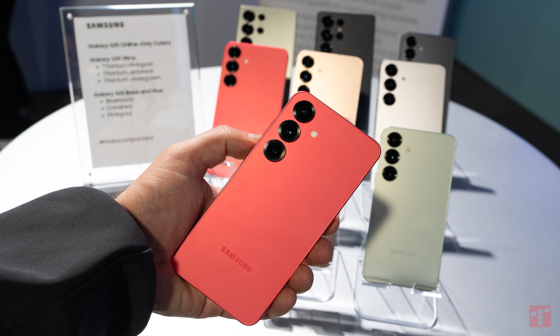 Do swojego nowego Galaxy będziesz mówić „Hey Plex”