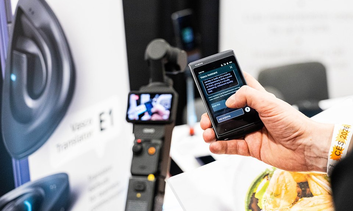 Polski hit na targach w Las Vegas. Ten translator widzi i rozumie więcej