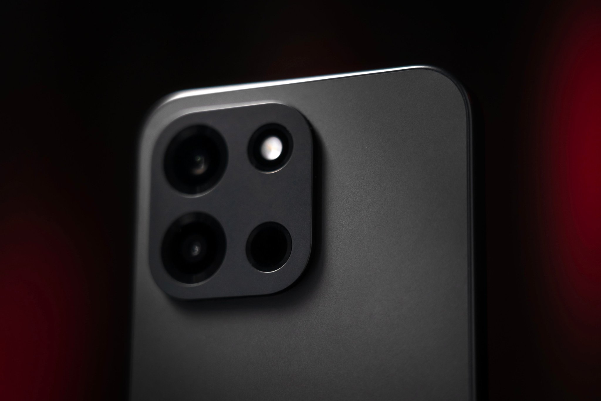 OnePlus Turbo 6 i 6V idą na rekord. Bateria aż 9000 mAh