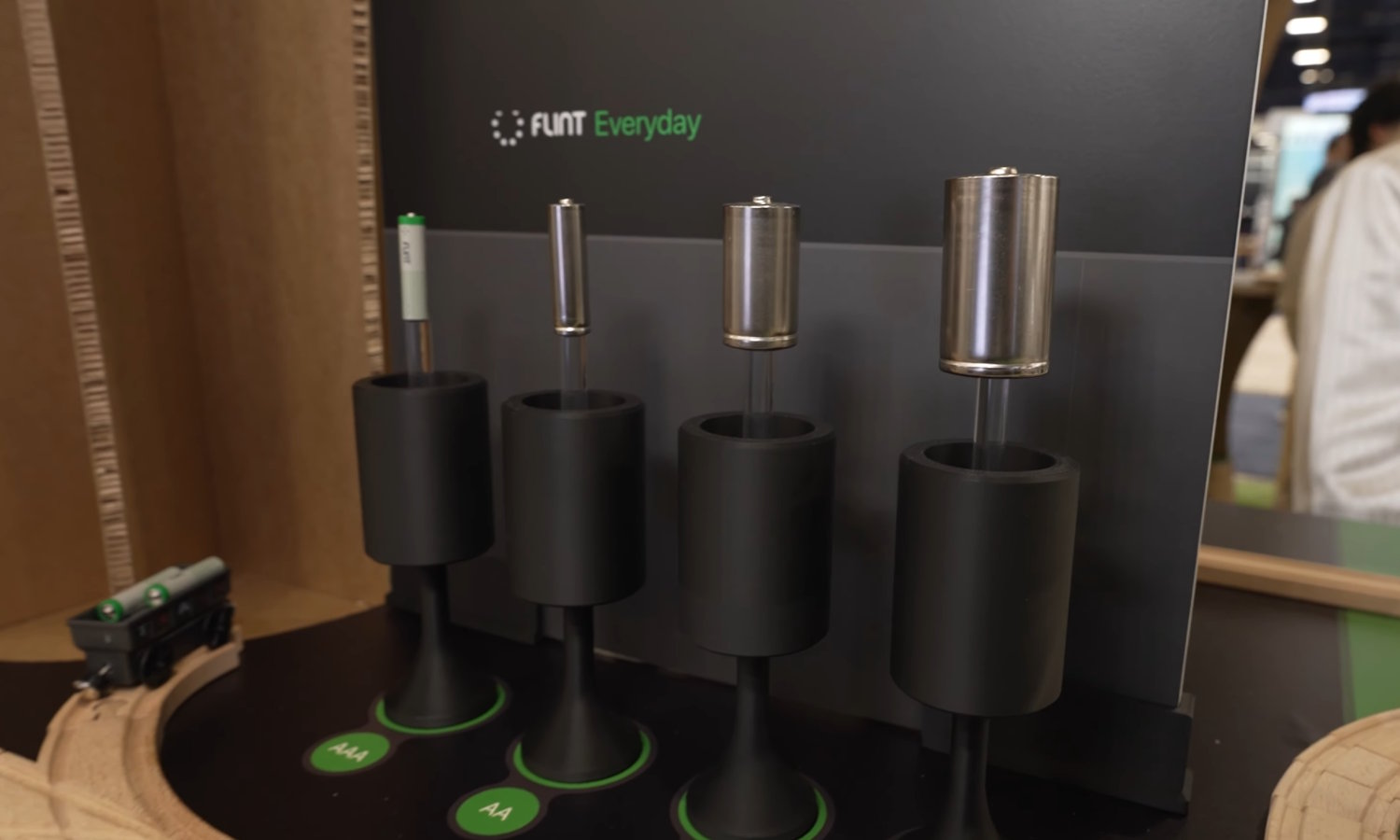 Tego to jeszcze nie było. Te baterie są wykonane z... papieru