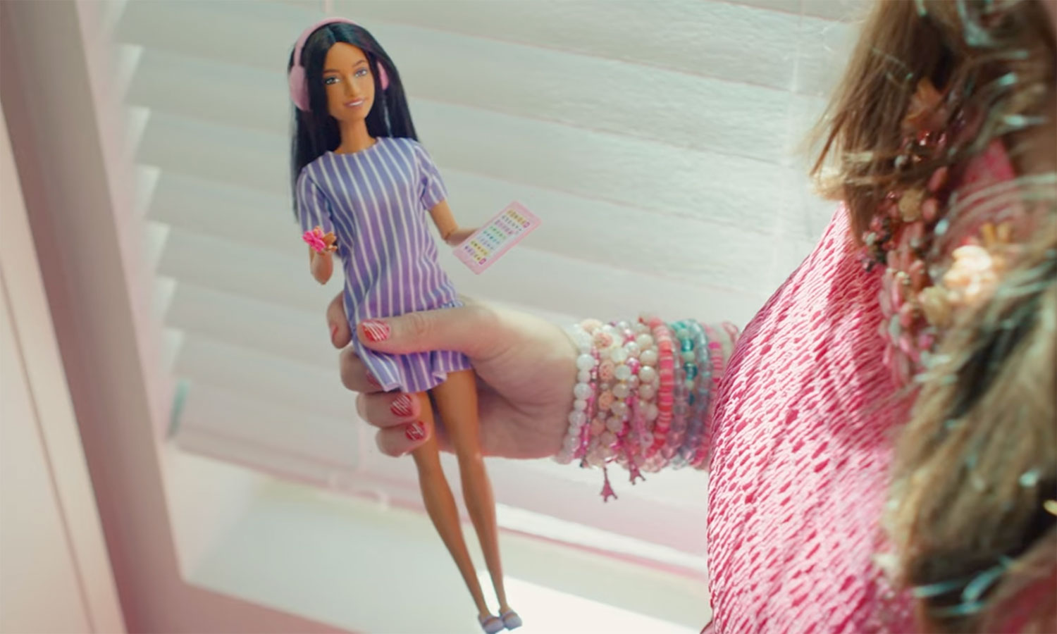 Barbie z autyzmem. Powielanie stereotypów czy istotny gest?