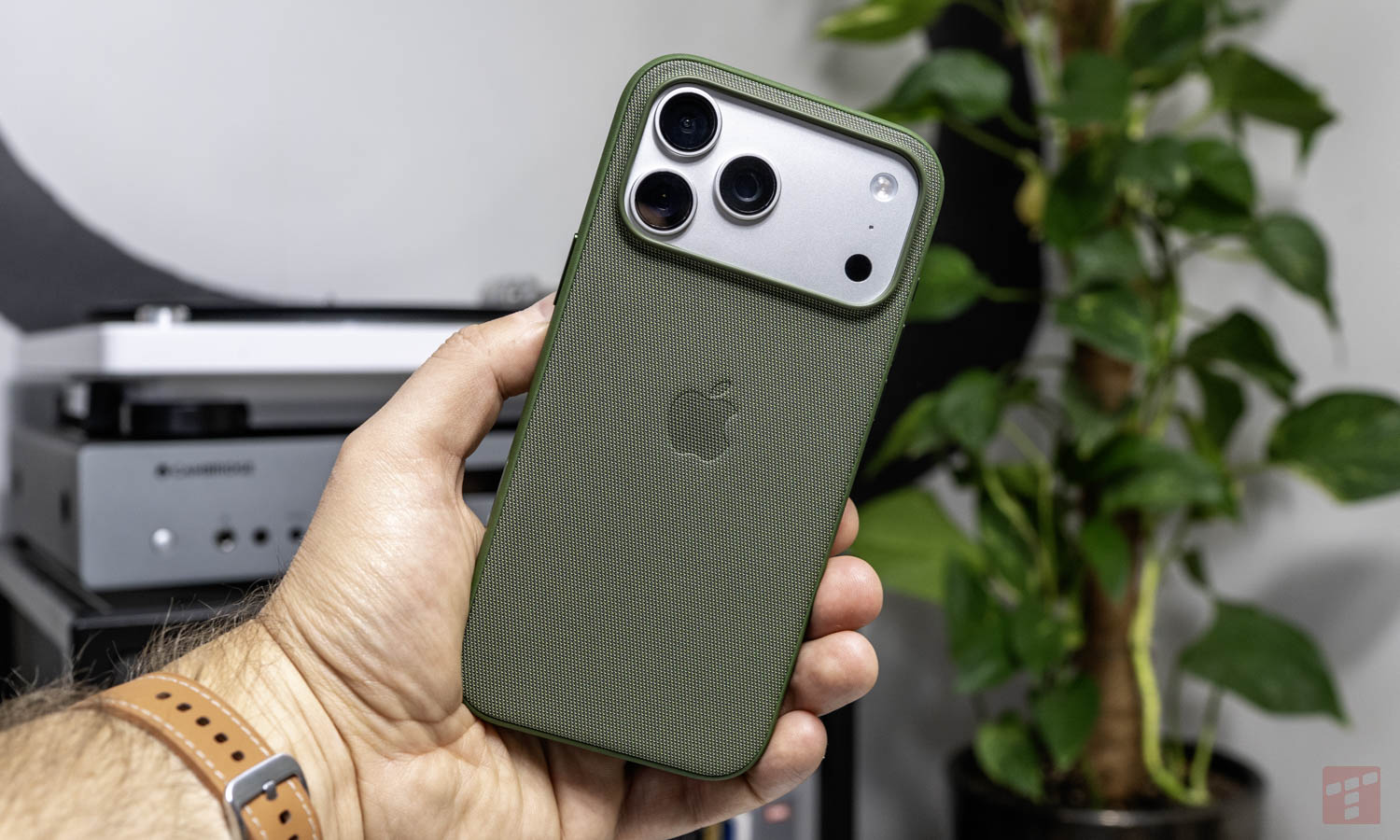 Apple nokautuje konkurencję. W 4Q2025 najczęściej kupowaliśmy iPhone'y