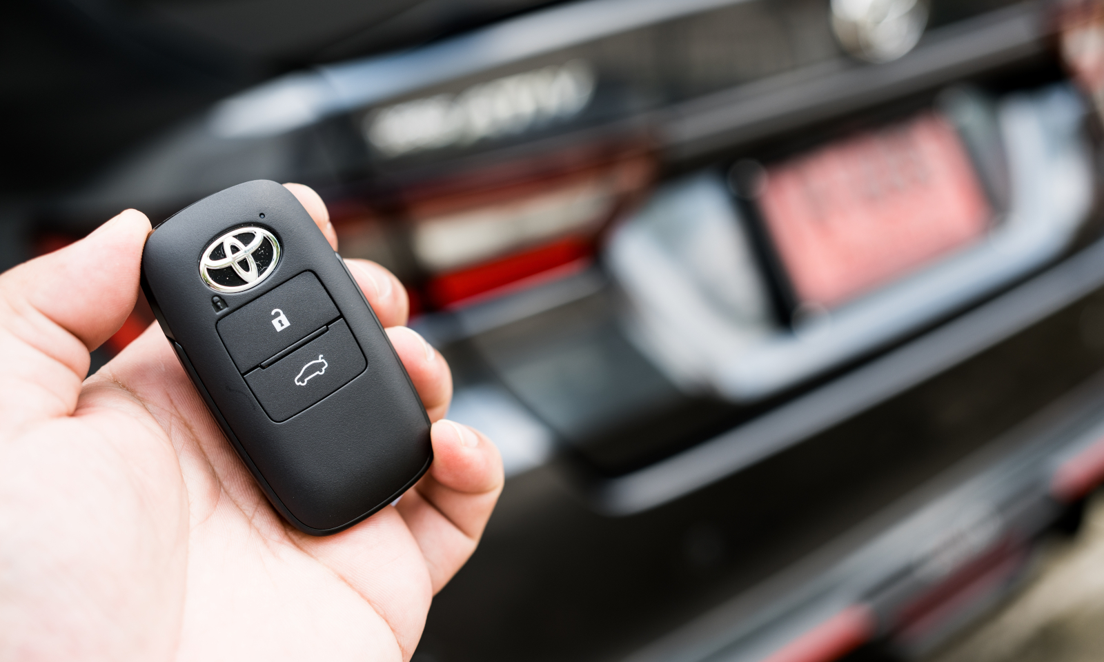 Samsung Wallet otworzy drzwi Toyoty. Kluczyki zostaw w domu