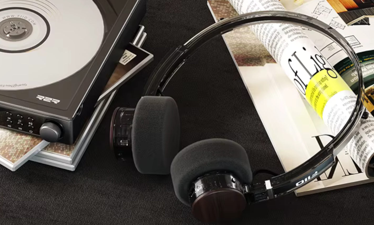 FiiO z nutą nostalgii. EH11 to słuchawki retro z nowoczesnym wnętrzem