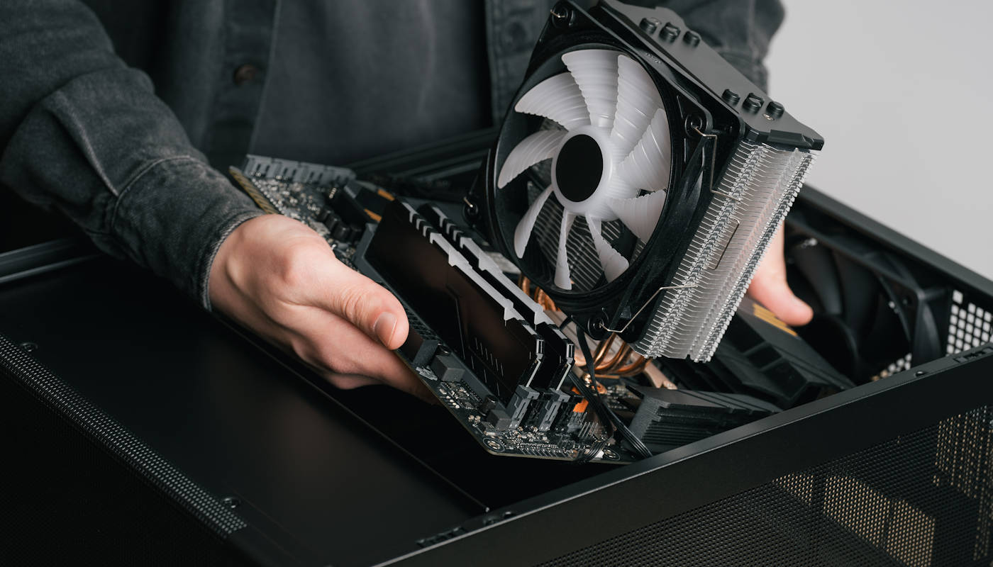 Zbudował komputer za mniej niż 1500 zł. Cyberpunk śmiga mu w 60 FPS