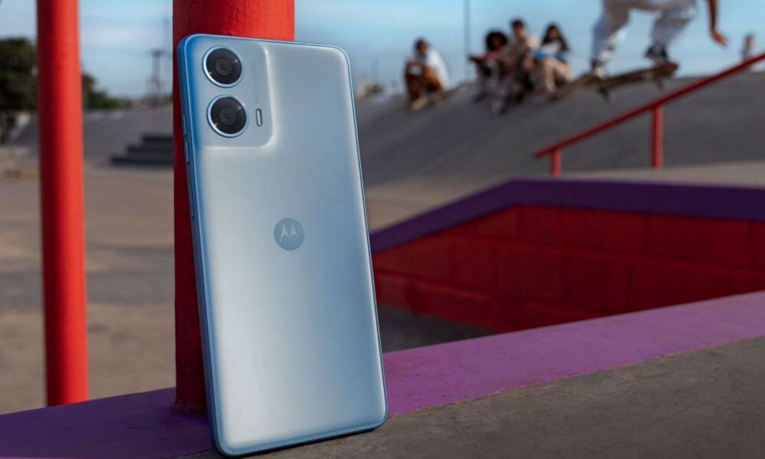 Czy kupisz Motorolę z 8 GB RAM za 199 zł? To gratka dla prawdziwych łowców okazji