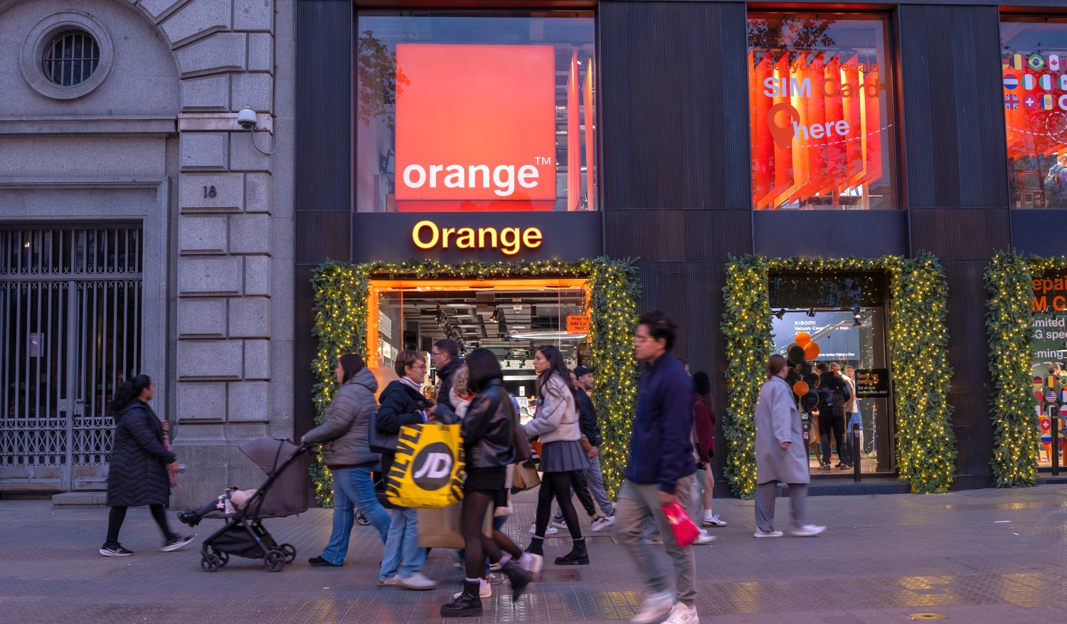 Zima w Orange. Smartfon i abonament za grosze, a światłowód za darmo