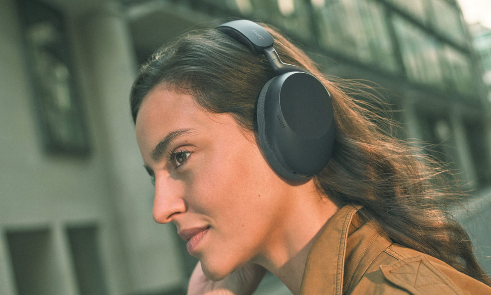 Jabra Evolve3: nowa seria słuchawek biurowych bez pałąka mikrofonu